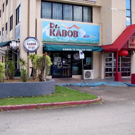 Pacific Bay Hotel Tumon Eksteriør billede