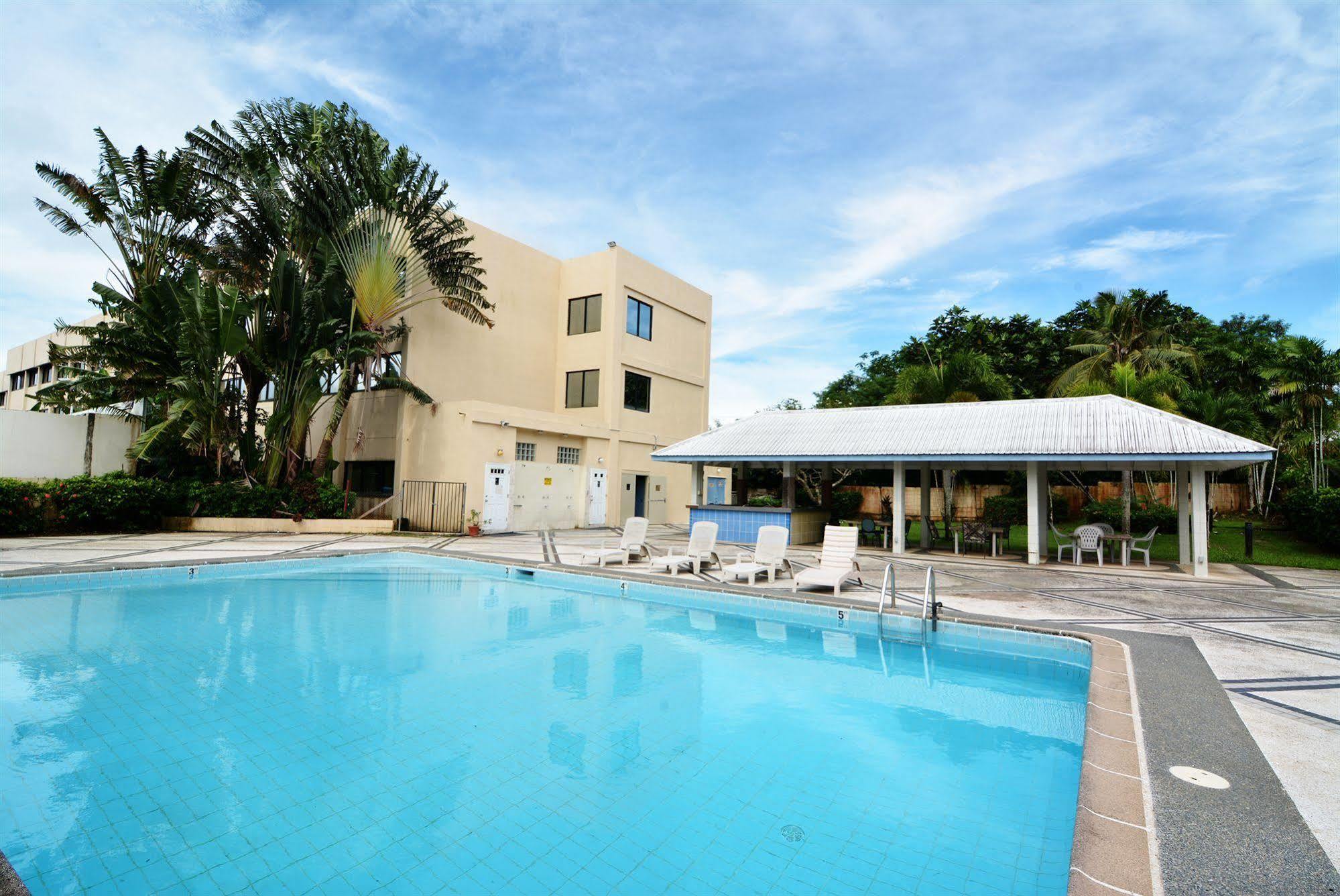 Pacific Bay Hotel Tumon Eksteriør billede